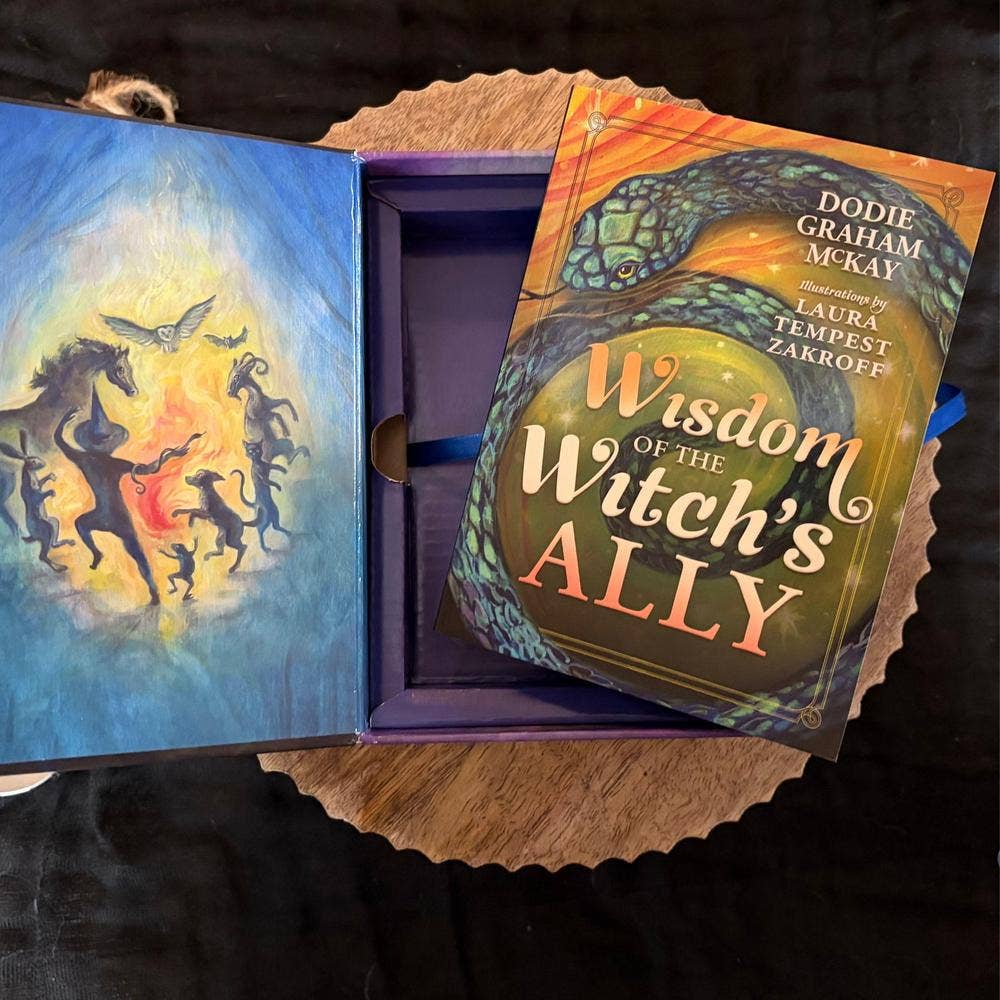 Witch's Ally Oracle; Connect to Your Animal Familiars