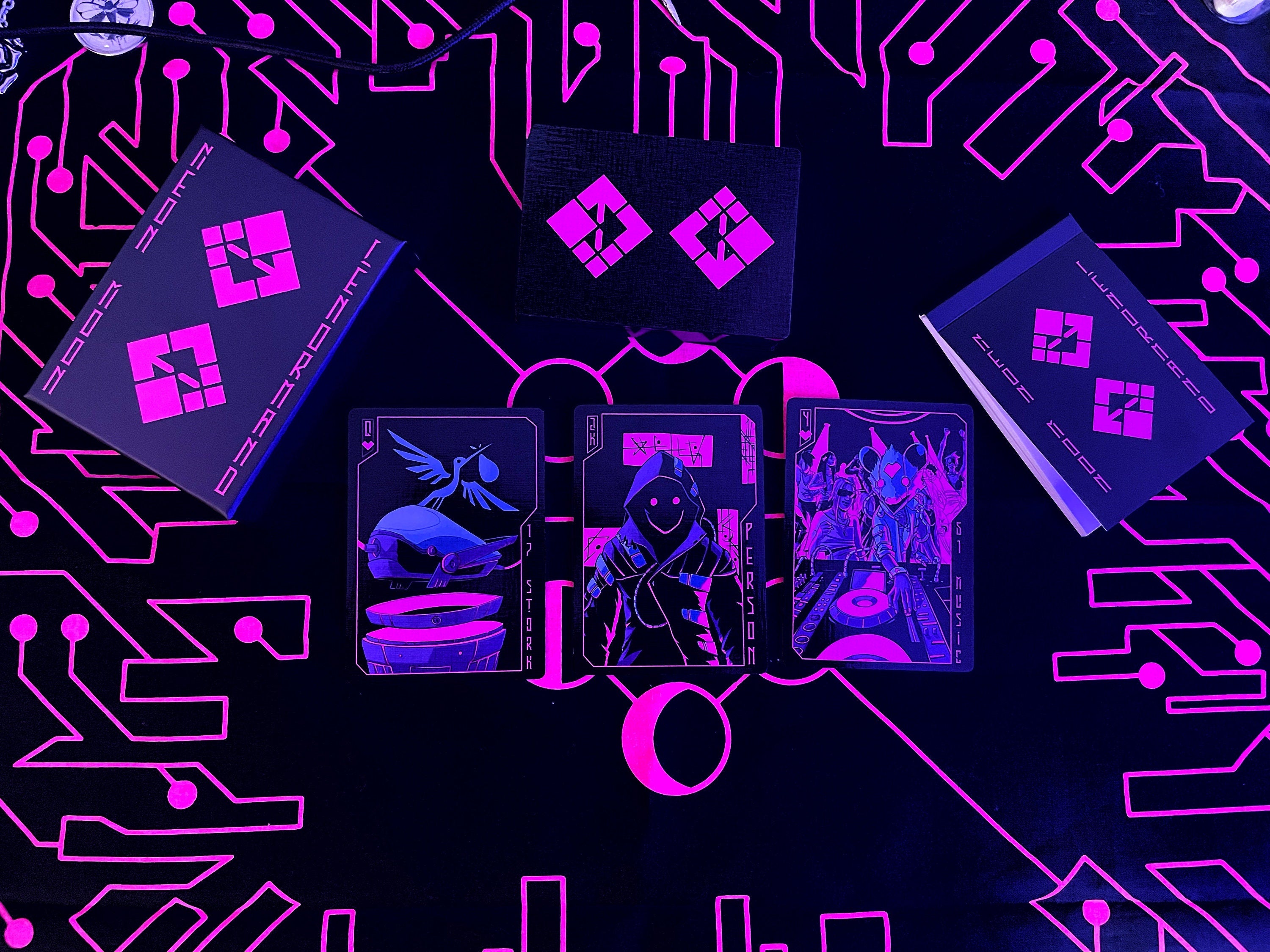 Neon Moon Lenormand
